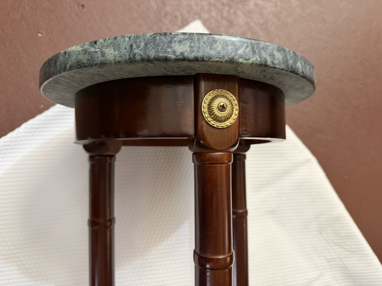 Vintage Regency Style Green Marble Top Pedestal Plant Stand