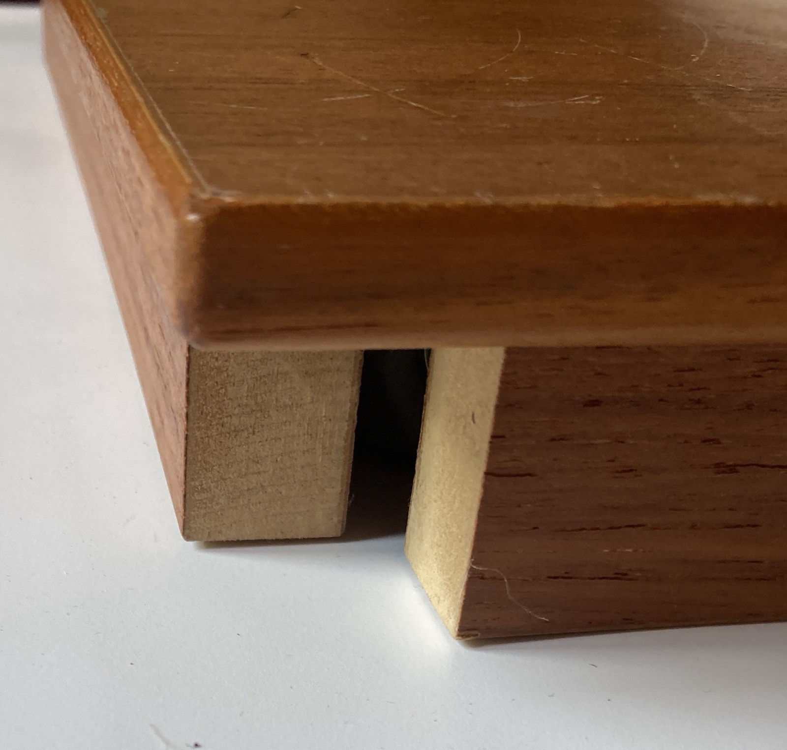Book Matched Teak Veneer Table Portable By Bent Silberg Møbler DENMARK MCM: READ