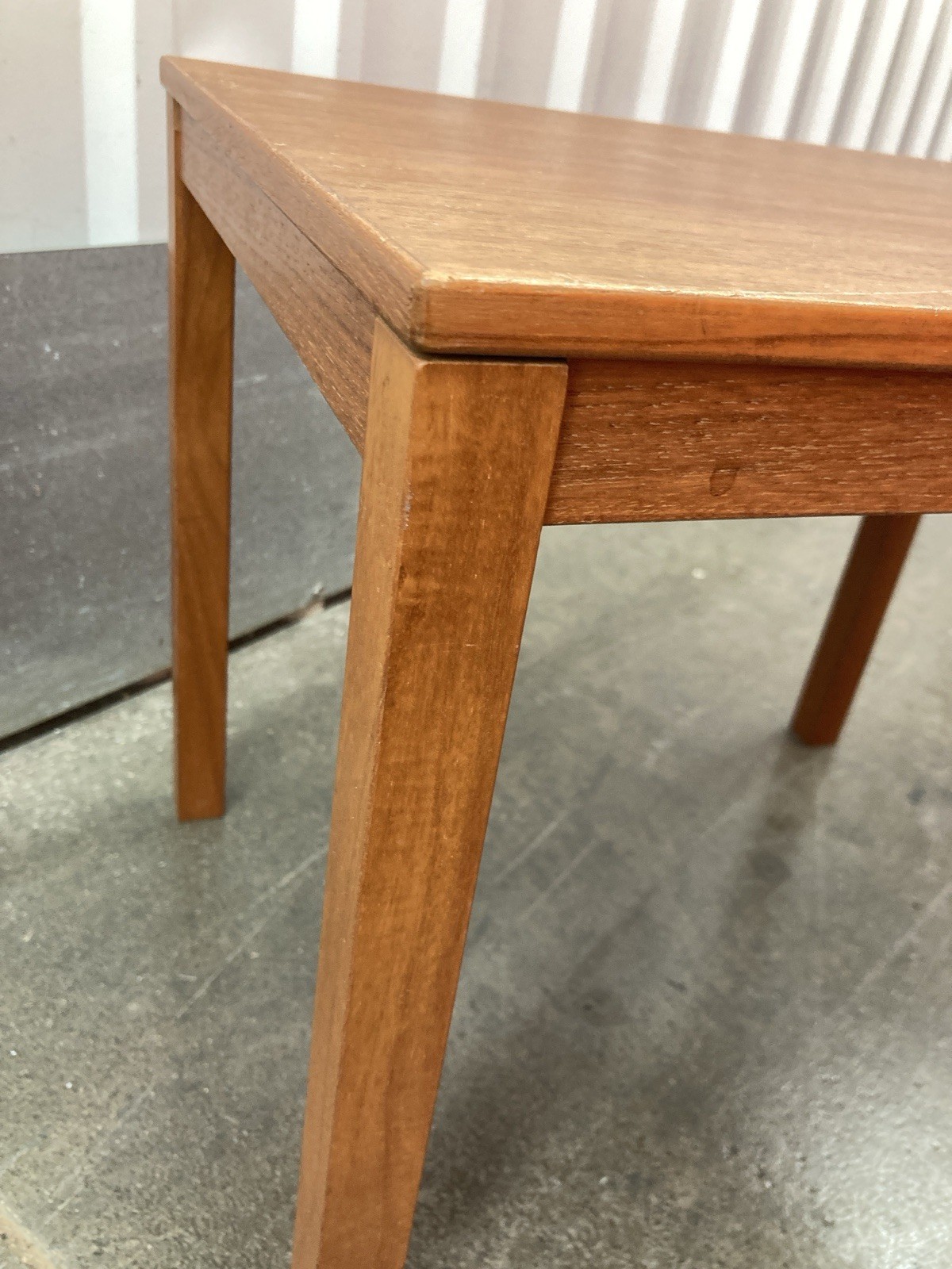 Book Matched Teak Veneer Table Portable By Bent Silberg Møbler DENMARK MCM: READ