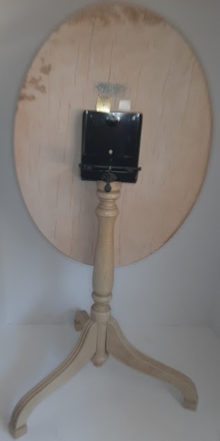Bombay Vintage 90s Oval Wood Tilt Table With Floral Top Design