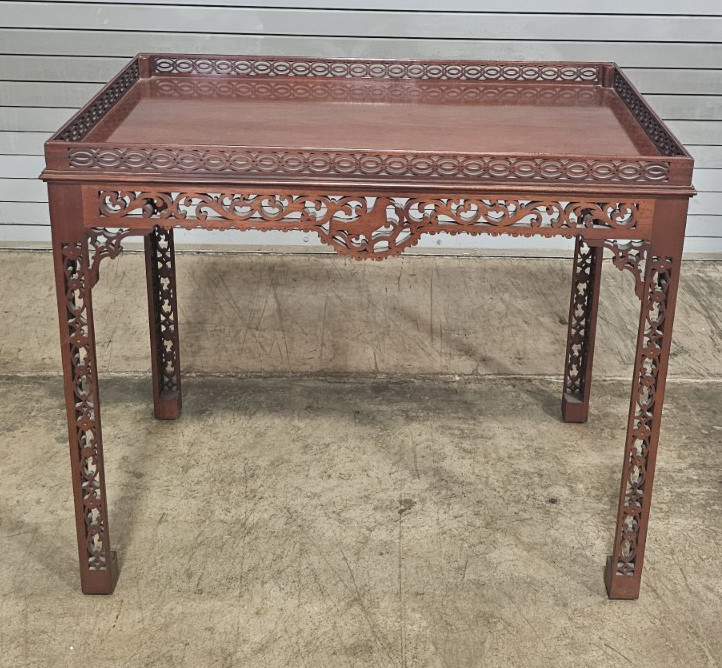 Baker Williamsburg Mahogany Chippendale Byrd China Table CW 192 Rare