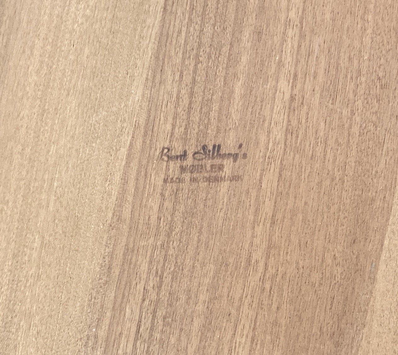 Book Matched Teak Veneer Table Portable By Bent Silberg Møbler DENMARK MCM: READ