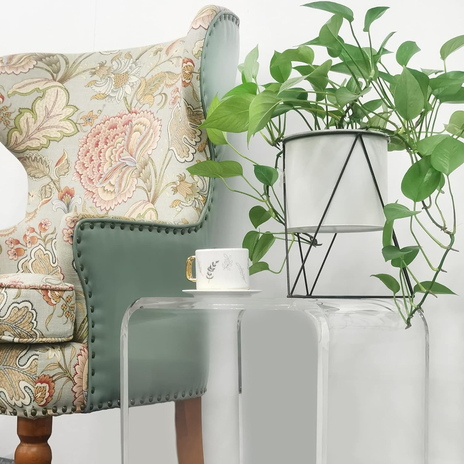 Stylish Clear Acrylic Side Table for Living Room, Bedroom, or Bathroom