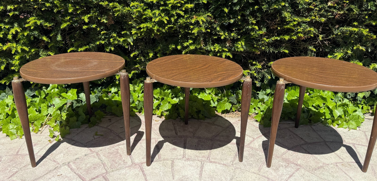 Mid Century Walnut Stacking Round Side Tables – Set of 3 Nesting Tables VTG