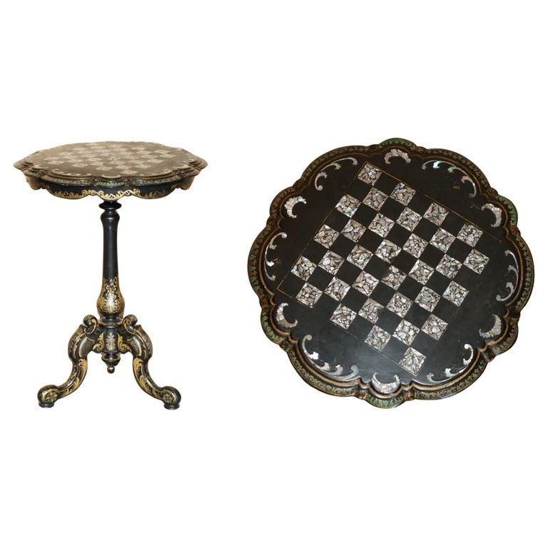 ANTIQUE VICTORIAN 1860 BLACK LACQUER MOTHER OF PEARL CHESS TILT TOP GAMES TABLE
