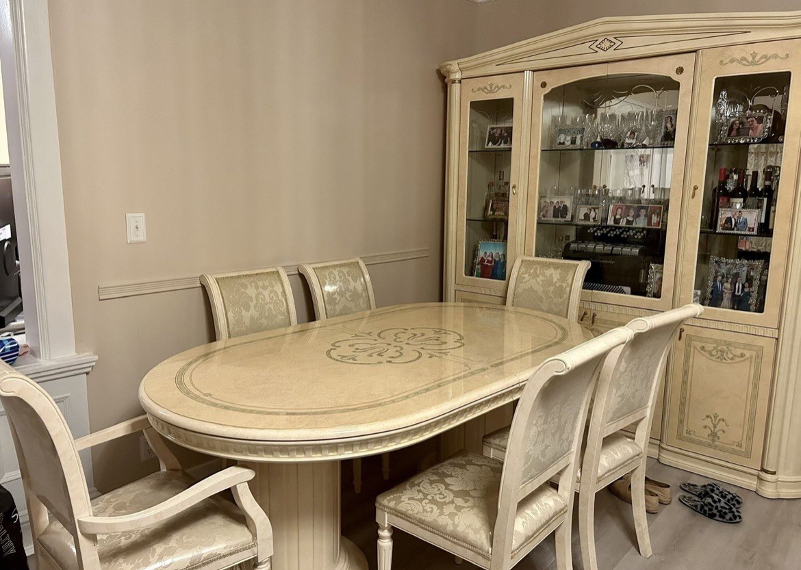 Oval Beige Wood Dining Table 60x48x43 in Pedestal Fluted Column Base