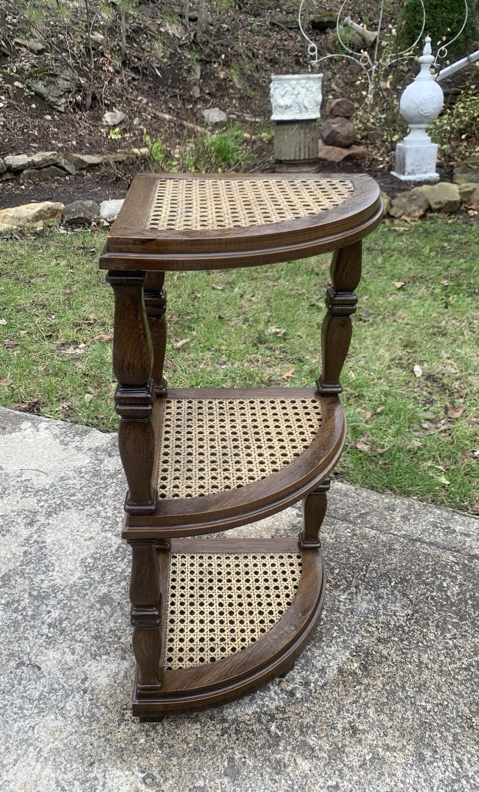 Vtg 1970 3 Tier Side/End Corner Table Plastic Faux Wood Whicker Cane Plant Stand