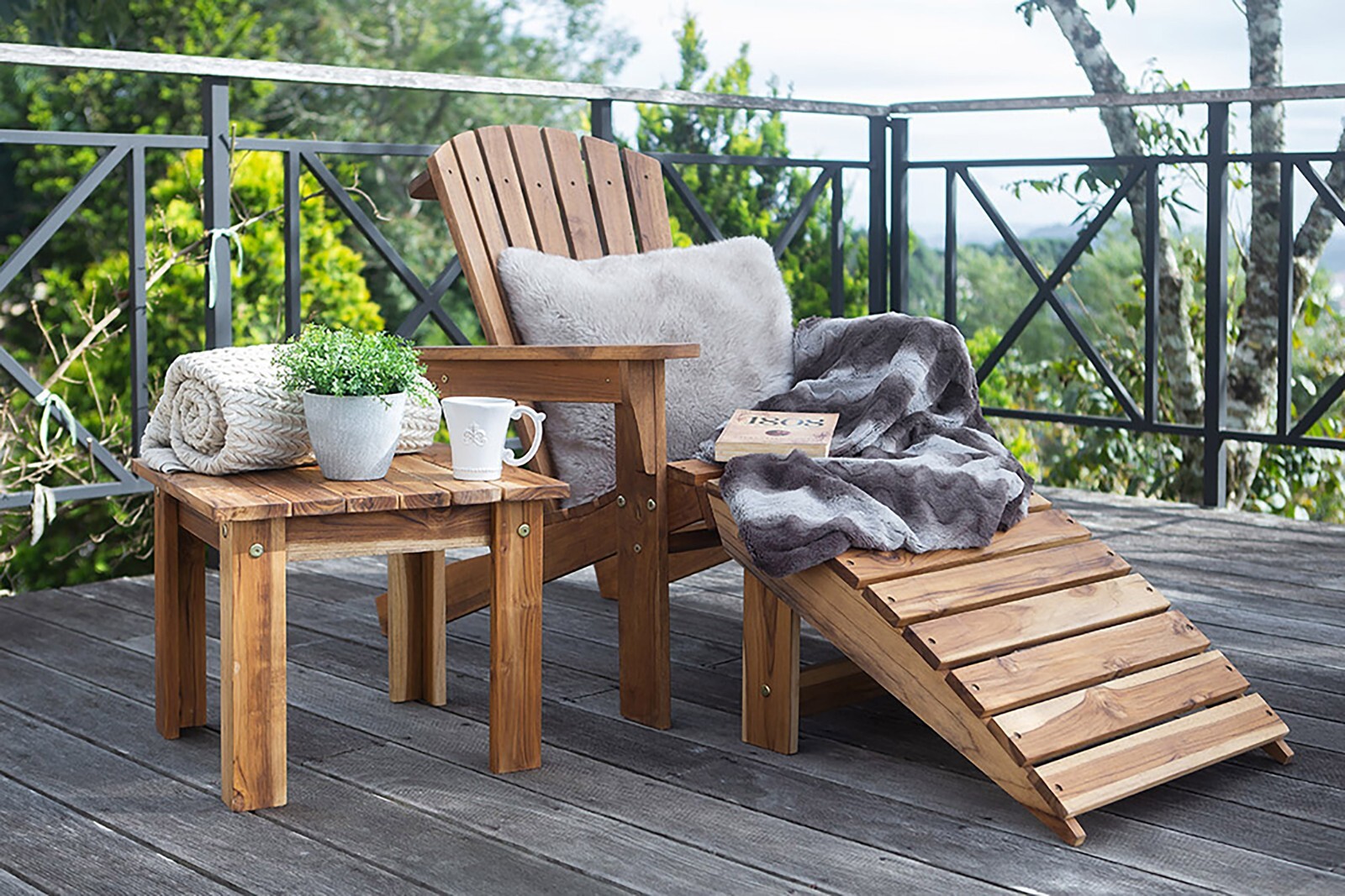 Teak wood side table