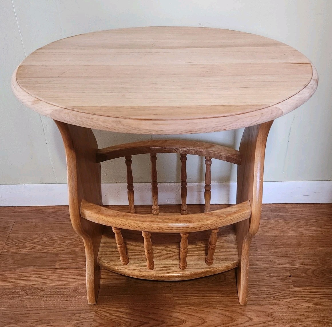 Vintage Hand Crafted Solid Oak Wood Side Accent Table w/ Magazine Rack Holder