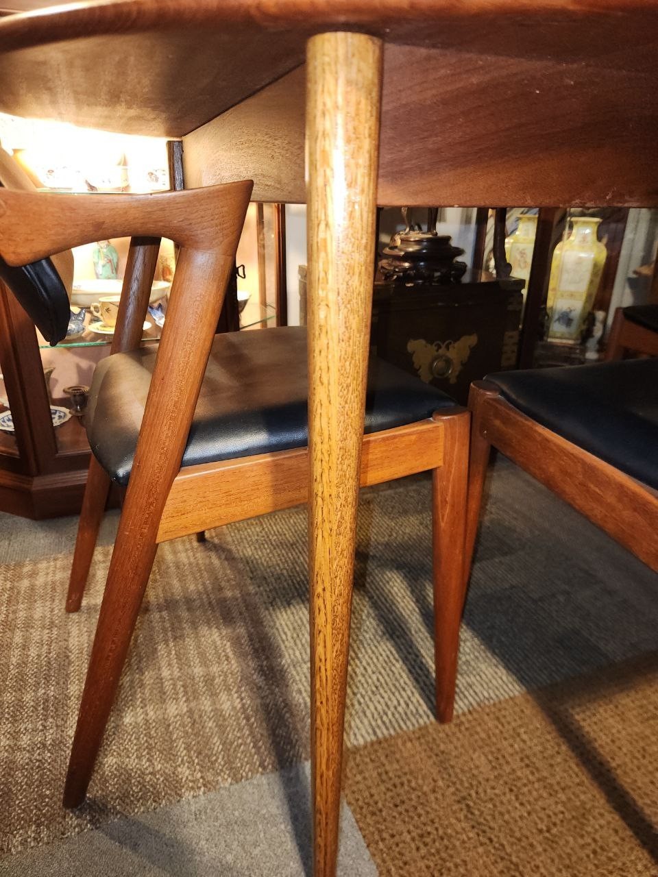 Mid Century Danish Teak Extension Dining set and 6 chairs by Kai Kristiansen