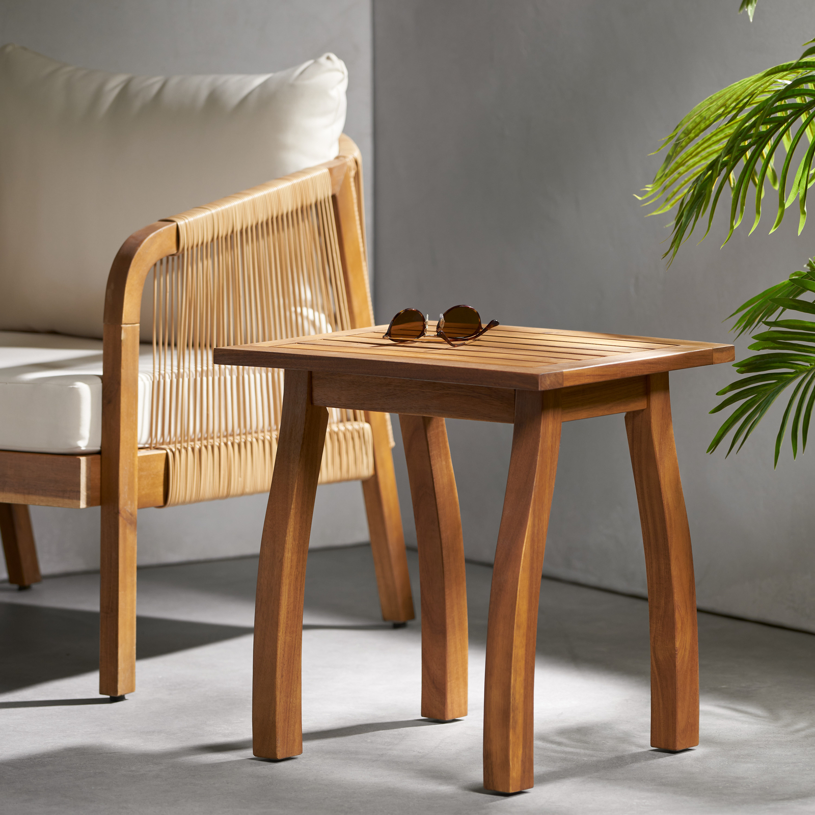 Outdoor Acacia Wood Square End Table, Teak