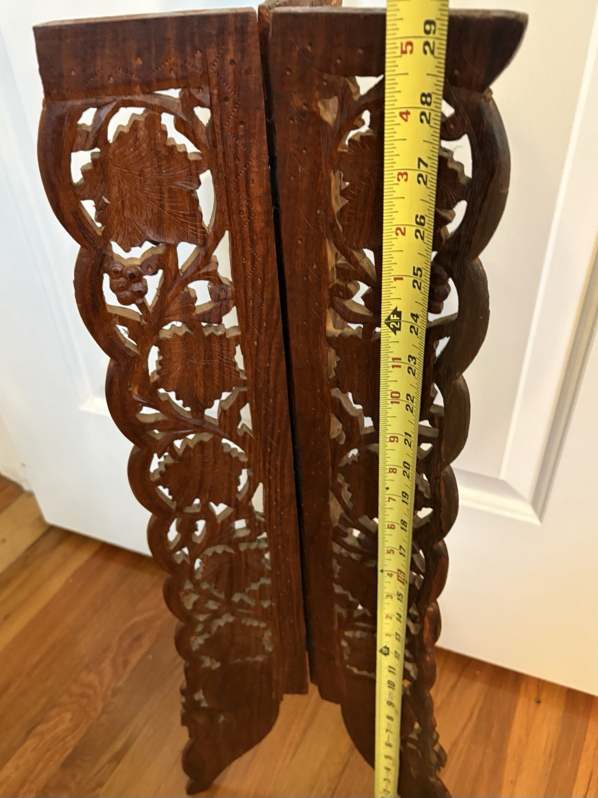 VTG Tri-Fold Hinged Hand-Carved Wood Folding Stand-Leaf Scroll Design-29.25”