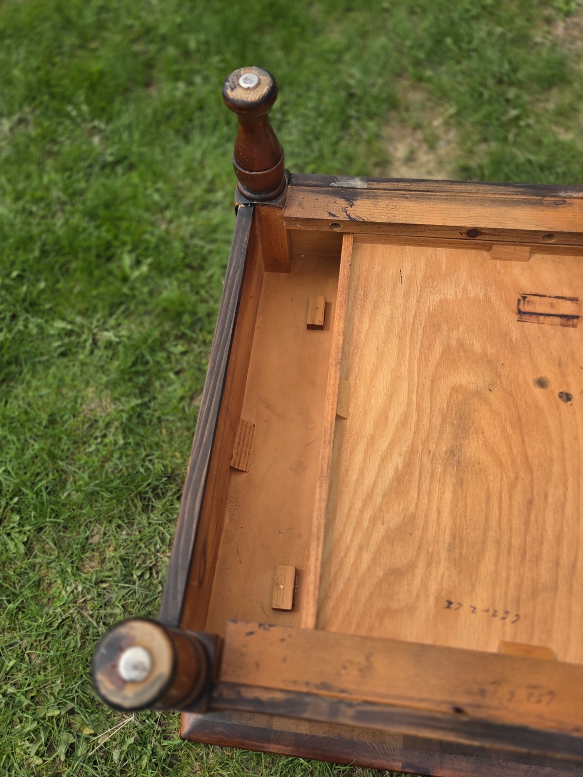 Pine Shop Original Company Side / End With Drawer