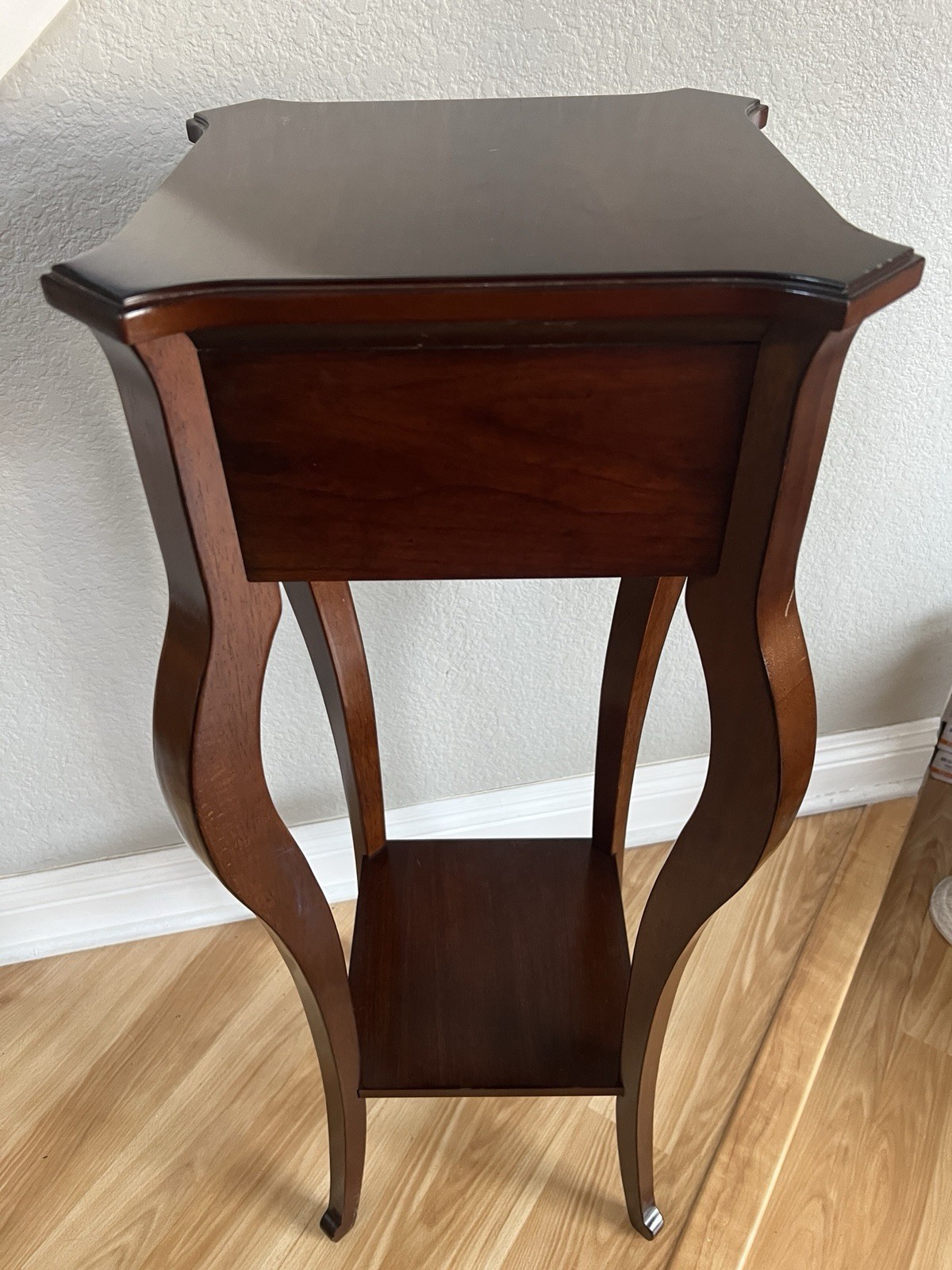 Vintage The Bombay Company Mahogany Plant Stand Table With Drawer 36” Tall