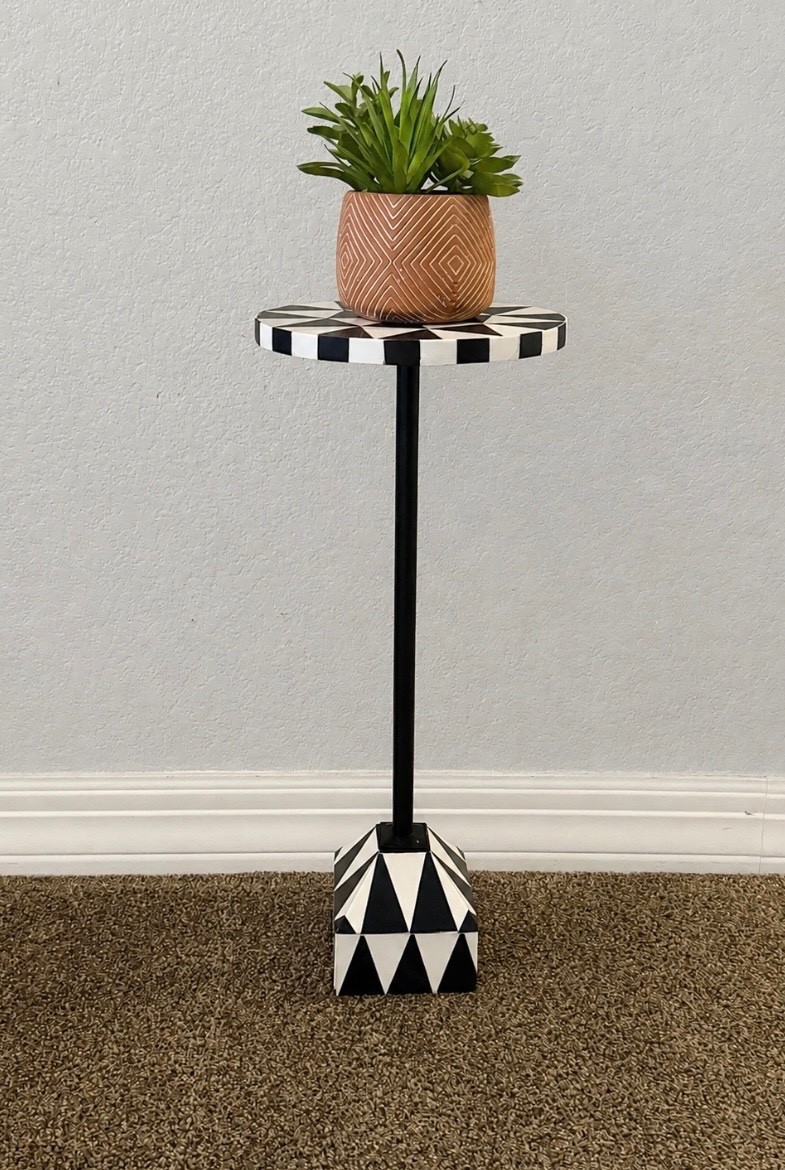 black and white checkered monochrome pattern style round side table drink table